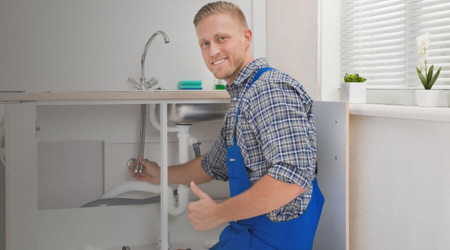 Nighttime Plumber in Jamestown, OH